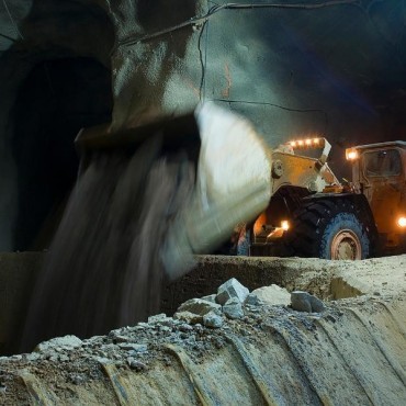 Manutenção de Eixo Diferencial para Pá Carregadeira Subterrânea em Abreu e Lima